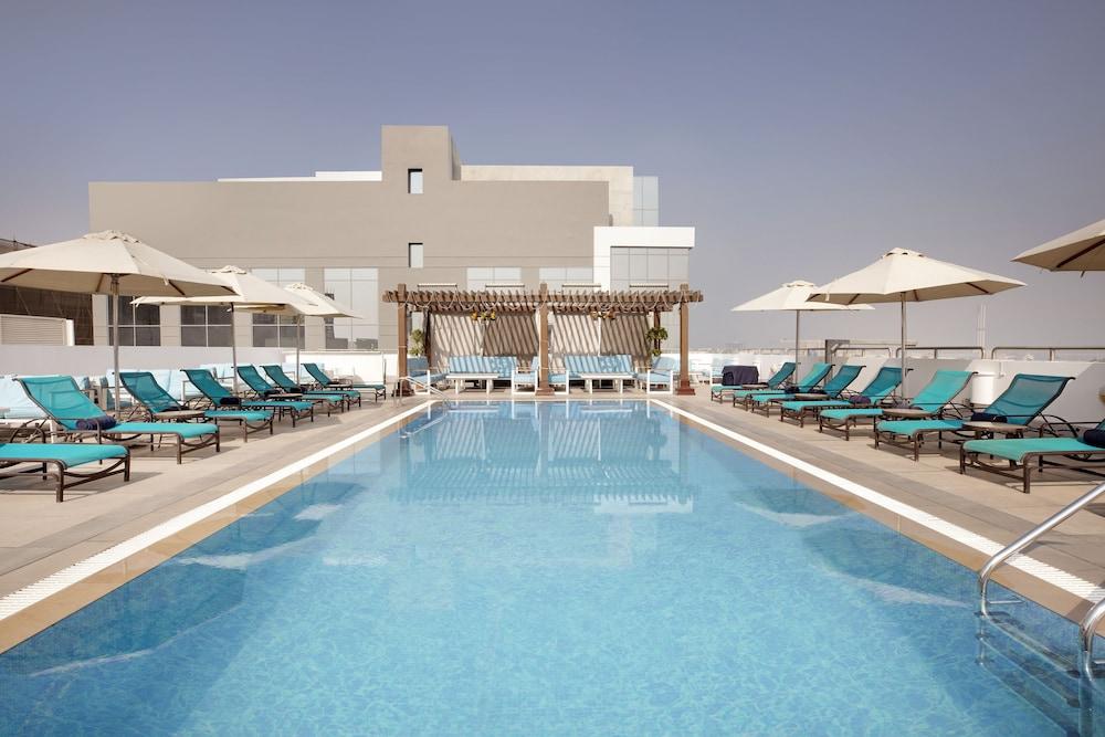 Hilton Garden Al Mina - Jumeirah Hotel 4*