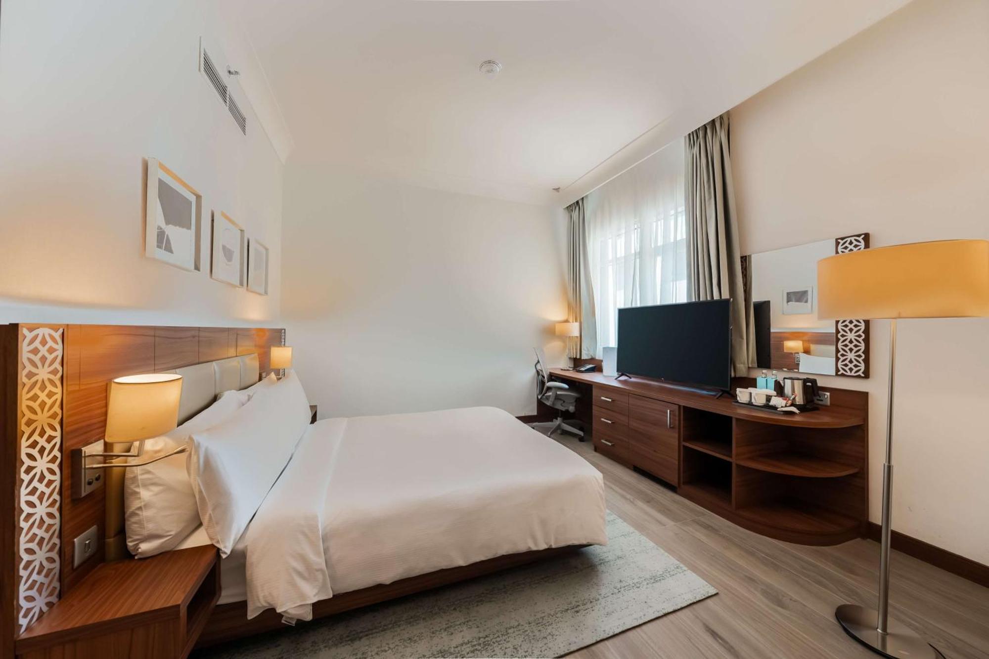Hilton Garden Al Mina - Jumeirah Hotel